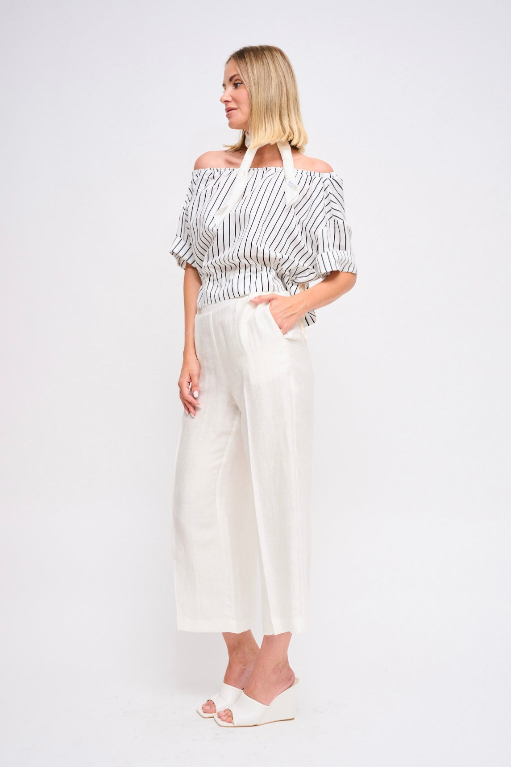 MARYLEY | Coord giacca maniche corte e pantalino bianco