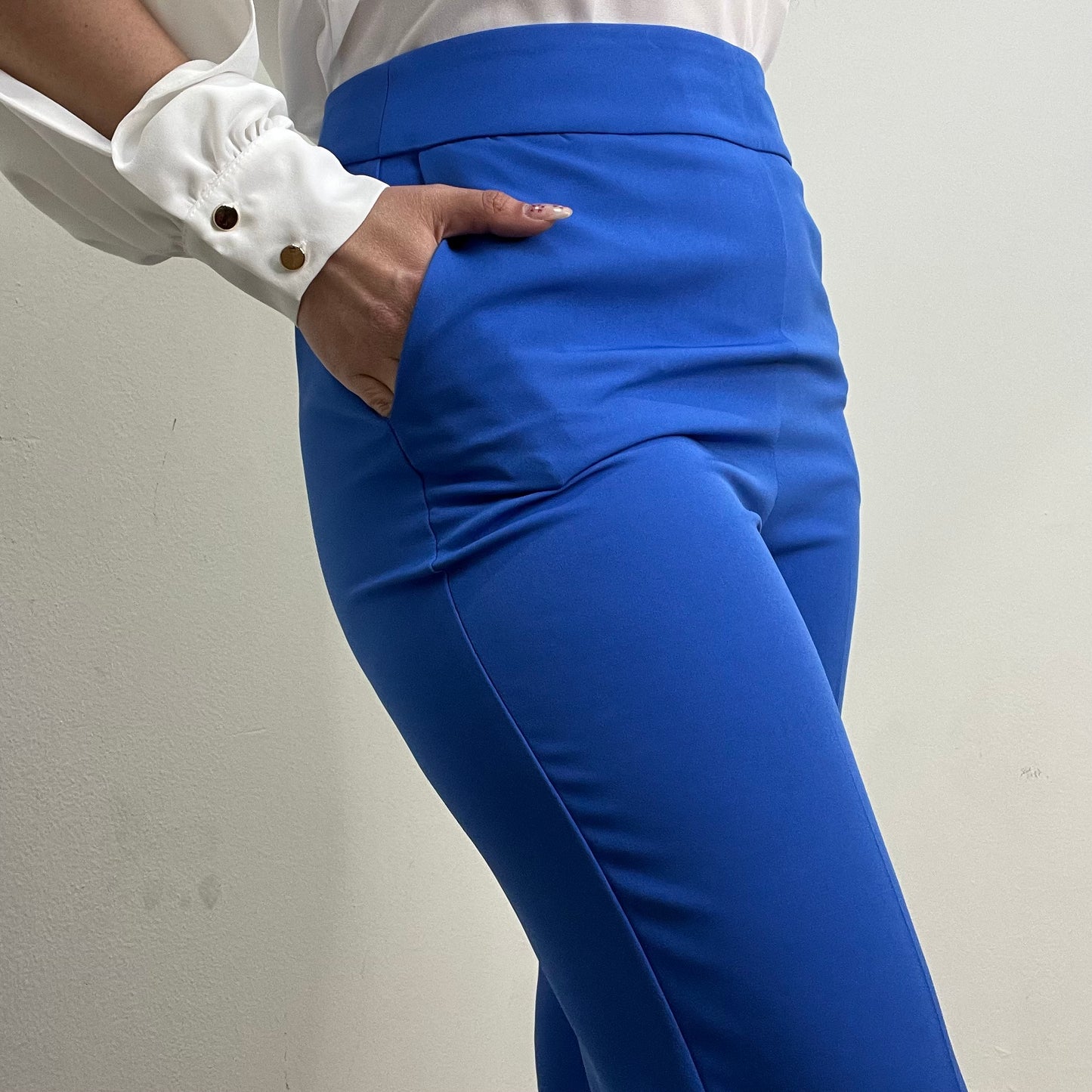 Pantaloni blu